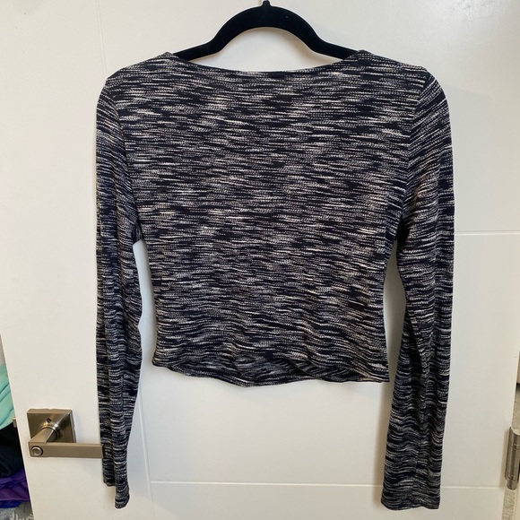 Twisted front crop top- only worn once! - Picture 2 of 2